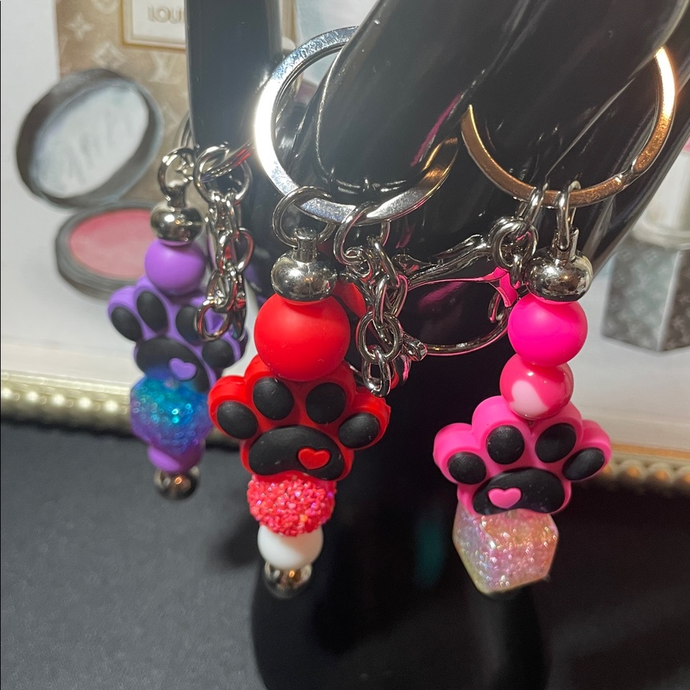 1pc Paw Print Keychain - Picture 3 of 3